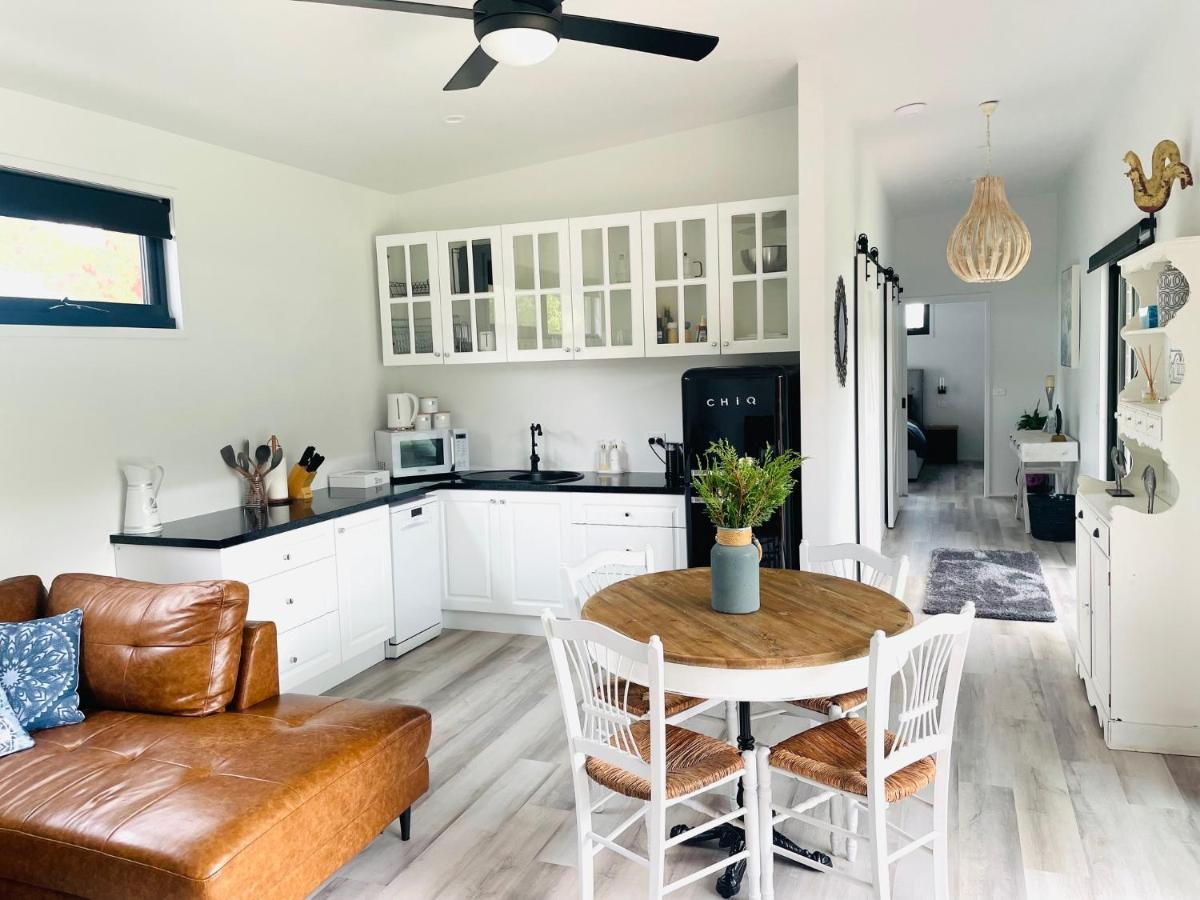 Farm Stay Maple Cottage At Wilindi Estate Tyabb Exteriör bild